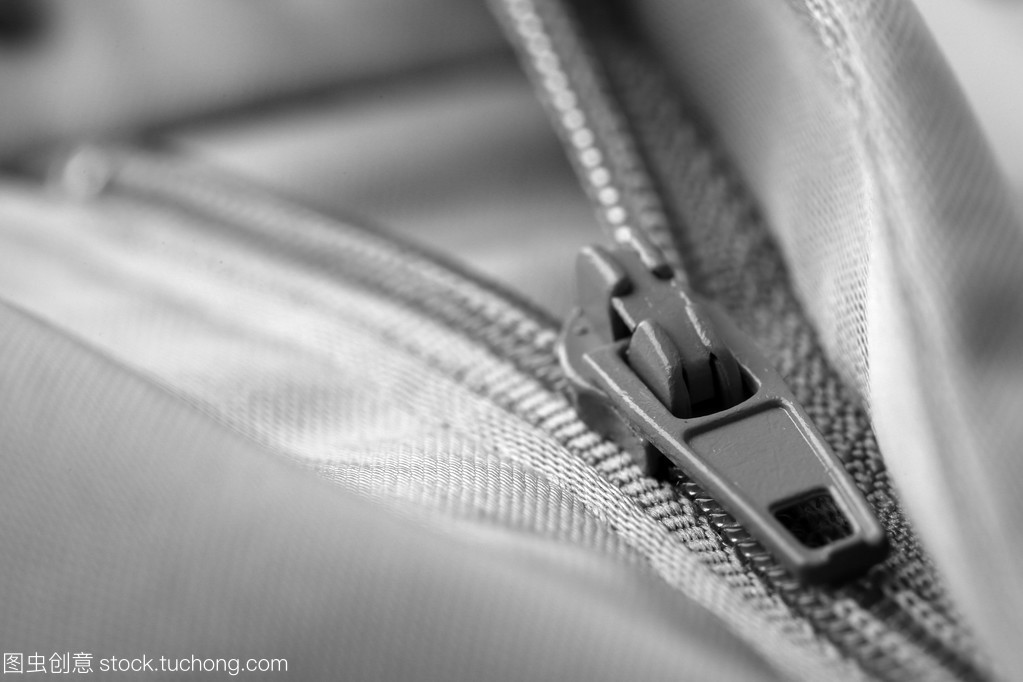 拉鏈 衣物閉合的小巧衛士